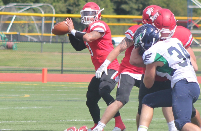 Last Second Touchdown Sinks Football, 29-28
