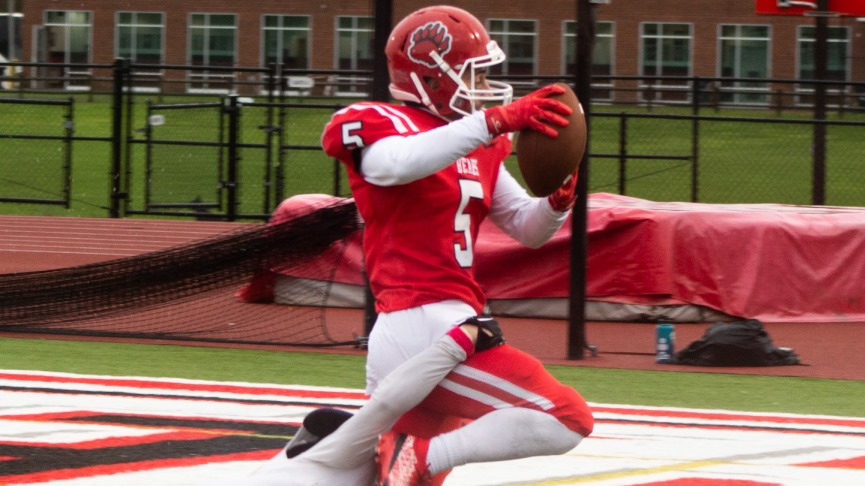 Football Drops Opener to MIT, 41-27