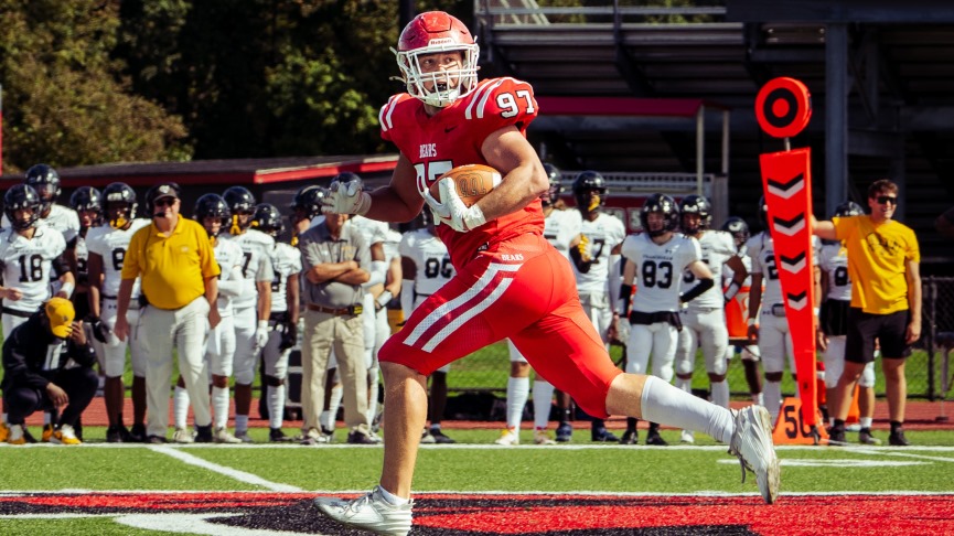 Football Rolls to 41-0 Shutout Victory Over Framingham State