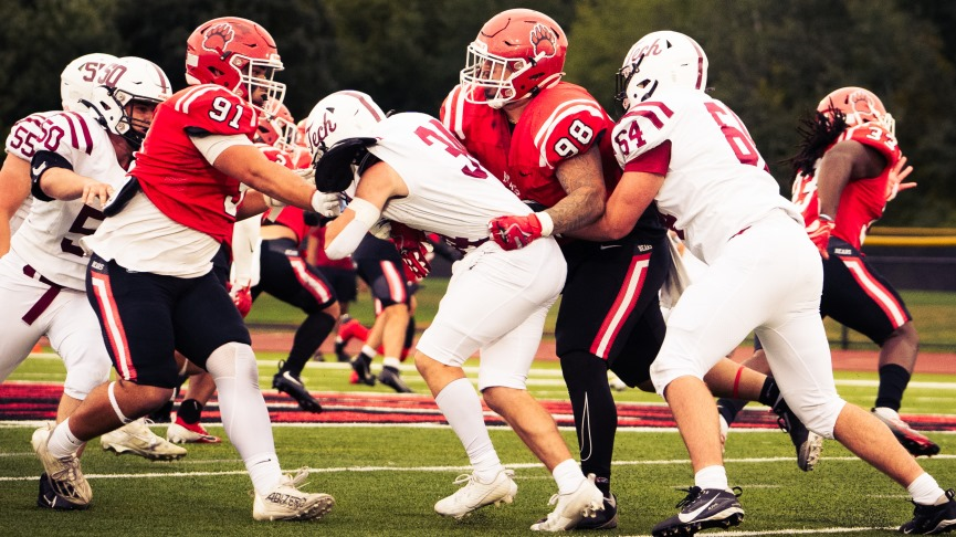 Football Drops Season Opener to MIT, 37-17