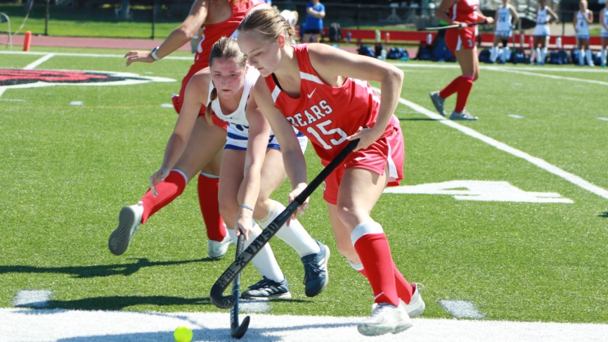 Field Hockey Falls to Wellesley, 3-0
