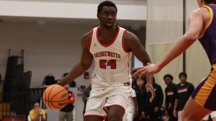 Men's Basketball Falls to Emerson, 104-80