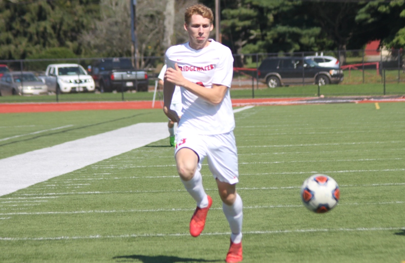 Men's Soccer Falls to MIT, 3-0