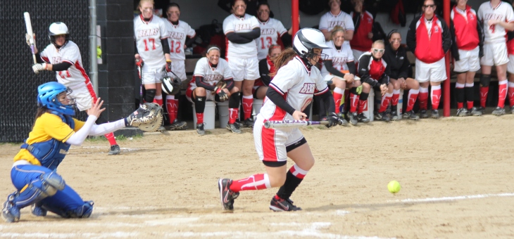 Softball Swept by Worcester