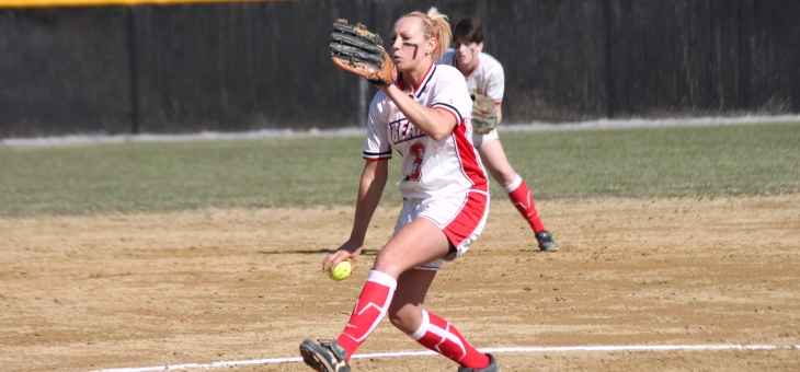 Softball Clinches MASCAC Tournament Bid with Sweep of MCLA