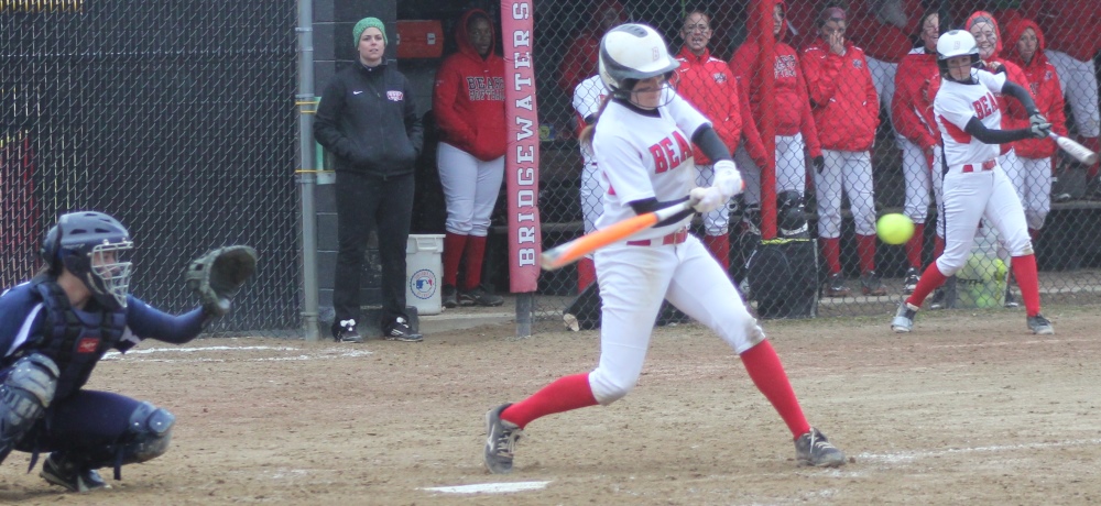 Softball Downs Westfield, 7-6, in Walk-Off Fashion