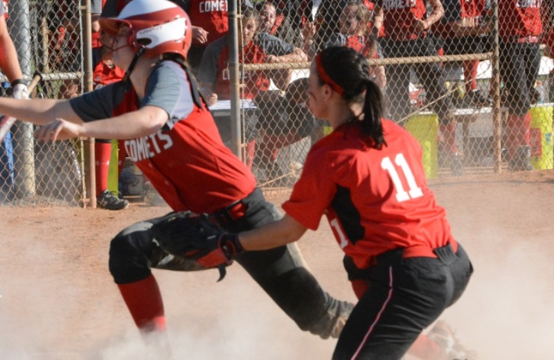 Softball Downs Pitt.-Bradford, Falls to Eastern Nazarene