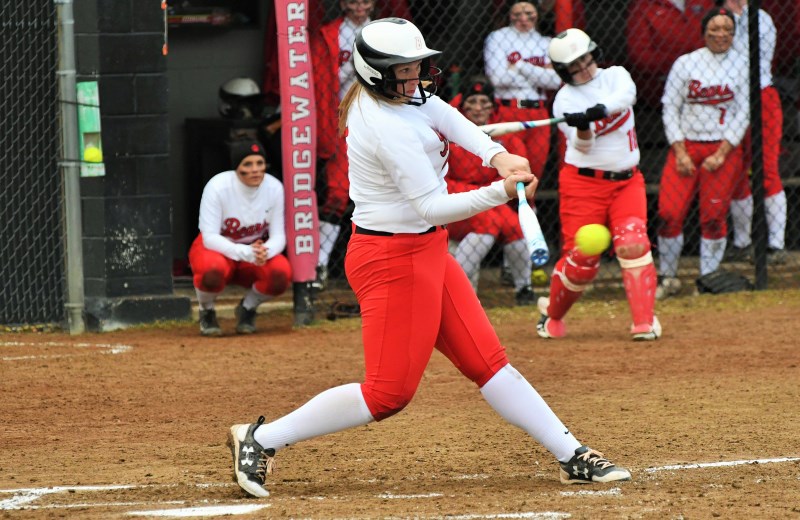 Softball Splits Pair of Games to Open 2018 Campaign