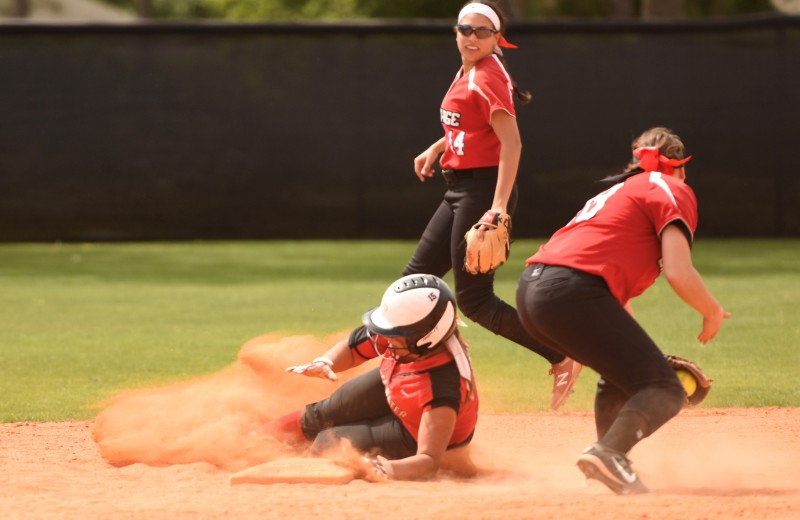 Softball Splits Pair of Games