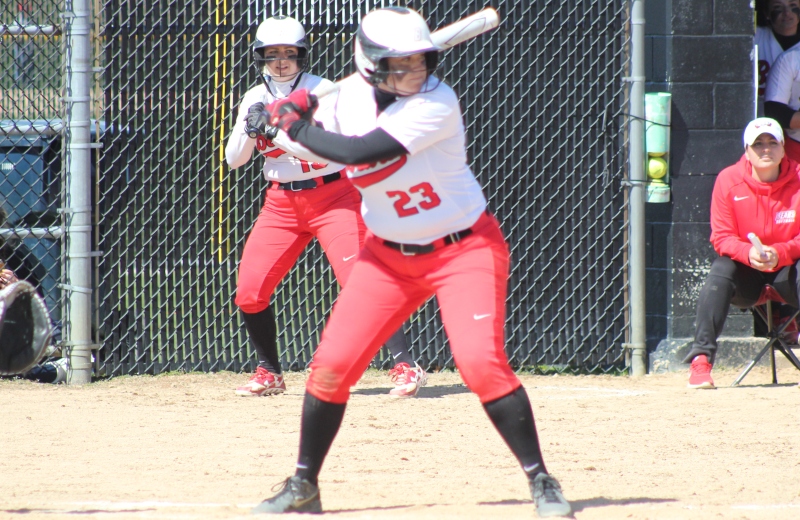 Softball Sweeps MCLA in MASCAC Doubleheader