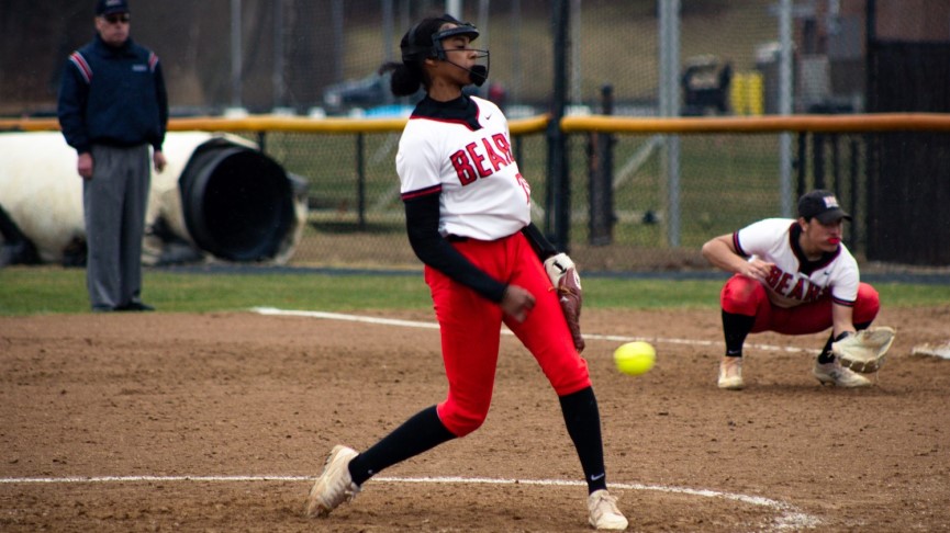Softball Drops a Pair of Games to UMass Boston