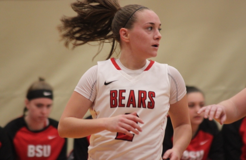 Women's Basketball Falls to Framingham, 87-75