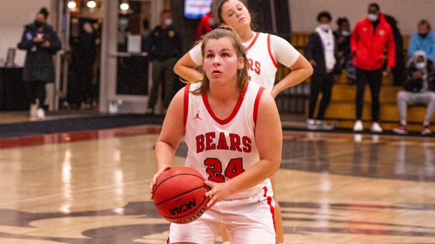 Women's Basketball Drops 65-46 Decision to RIC