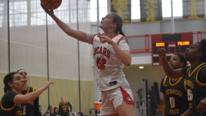 Women's Basketball Improves to 8-0 in the MASCAC with 93-38 Win over Fitchburg