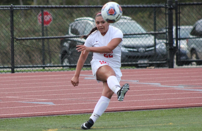 Women's Soccer Posts 2-1 Win Over Roger Williams