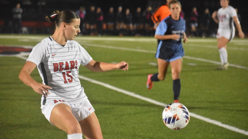 Women's Soccer Drops 1-0 Decision to Roger Williams