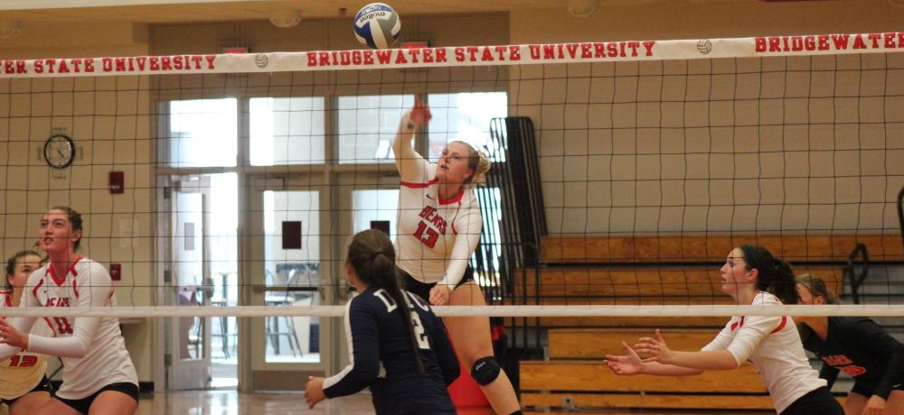 Volleyball Sweeps Tri-Match